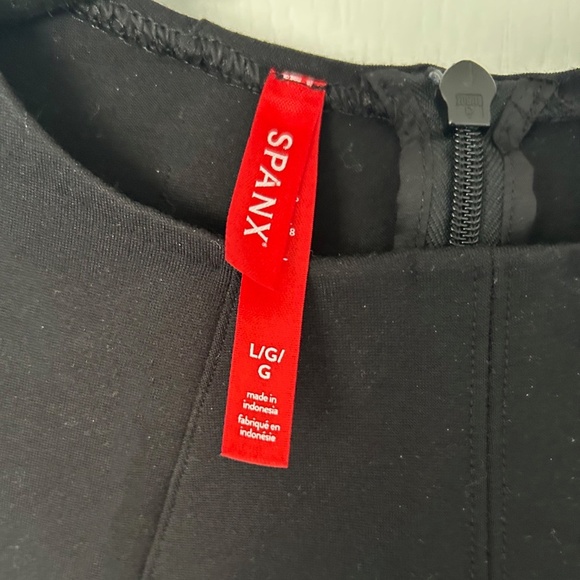 Spanx The Perfect Funnel Top Womens size Large, Black - Picture 5 of 12